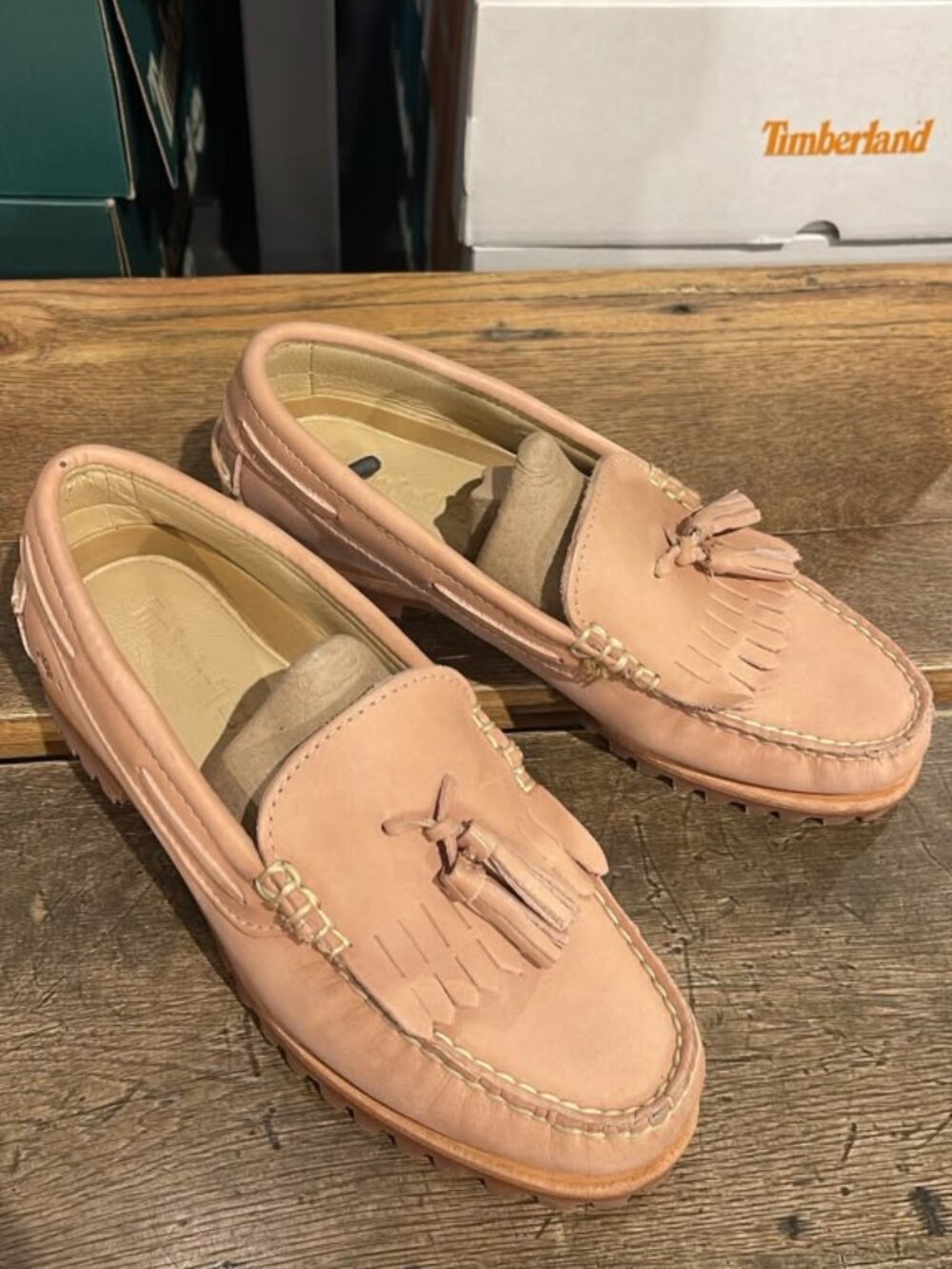 TIMBERLAND WOMEN'S AUTHENTIC LOAFER SHOE LIGHT PINK FULL GRAIN A2021-A8M